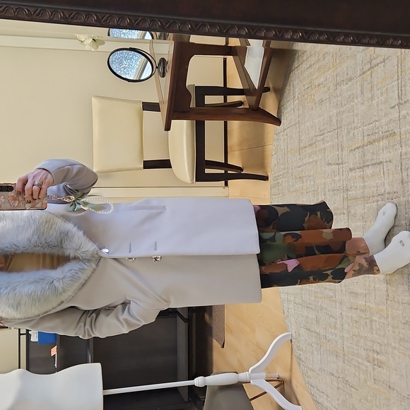 Size XS Guess winter pea coat with detachable faux fur collar worn 2-3 times - Picture 4 of 17